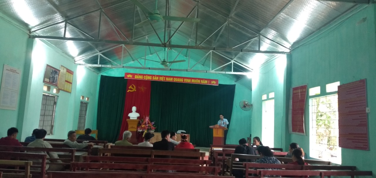 Phó Bí thư Đảng uỷ, Chủ tịch UBND xã Vô Điếm Dự sinh hoạt chi bộ thôn Xuân Trường
